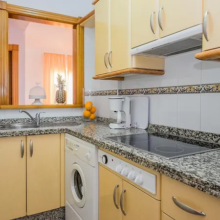 Torrecilla Beach Apartamento Cantares Daire